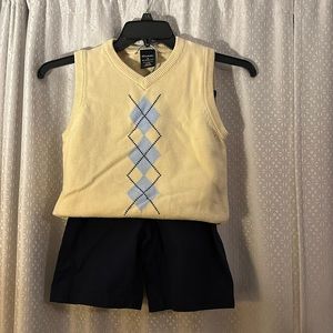 Boys sweater vest and shorts set ~ size S (7/8)